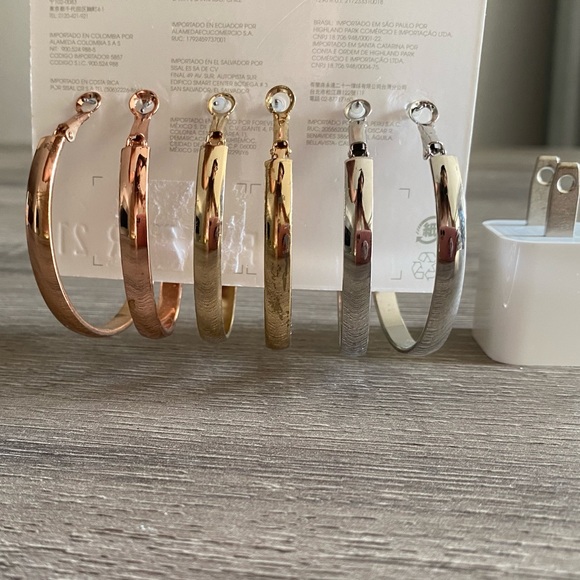 Hoop earring set - Picture 5 of 7